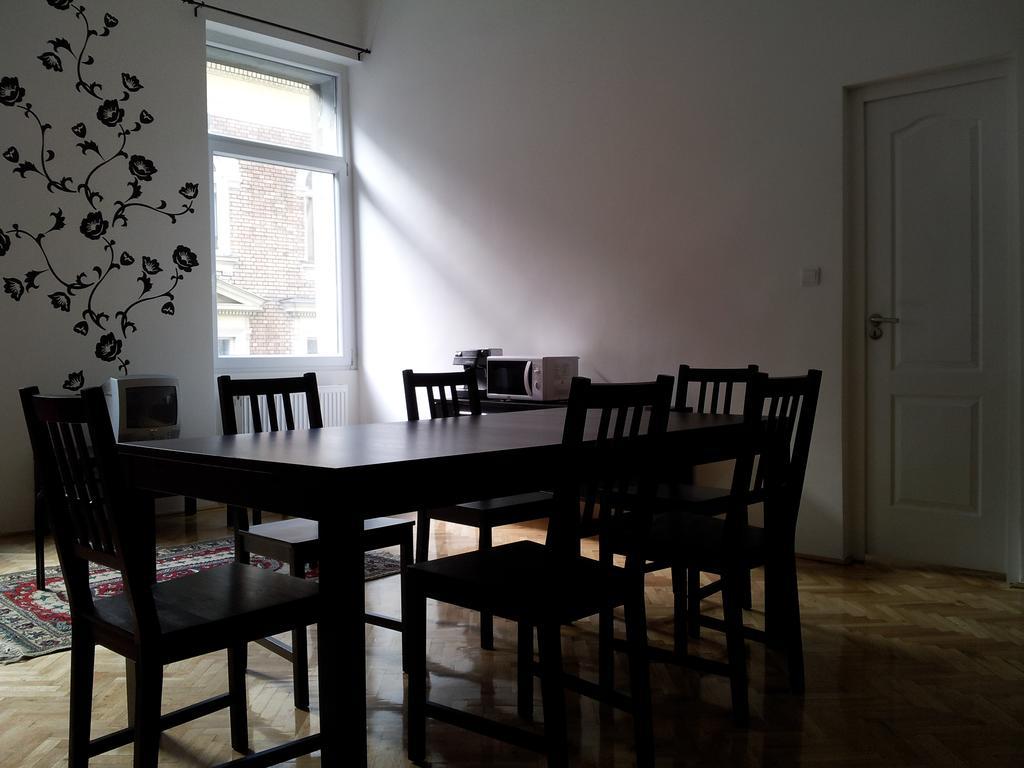 Anna 2 Bedrooms 2 Bathrooms 6 Bikes Budapest Phòng bức ảnh